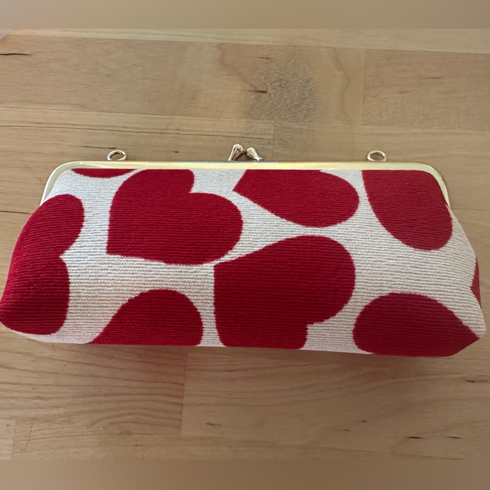 MIU MIU Red Heart Cosmetic Pouch / Bag With Chain NEW - Picture 5 of 5